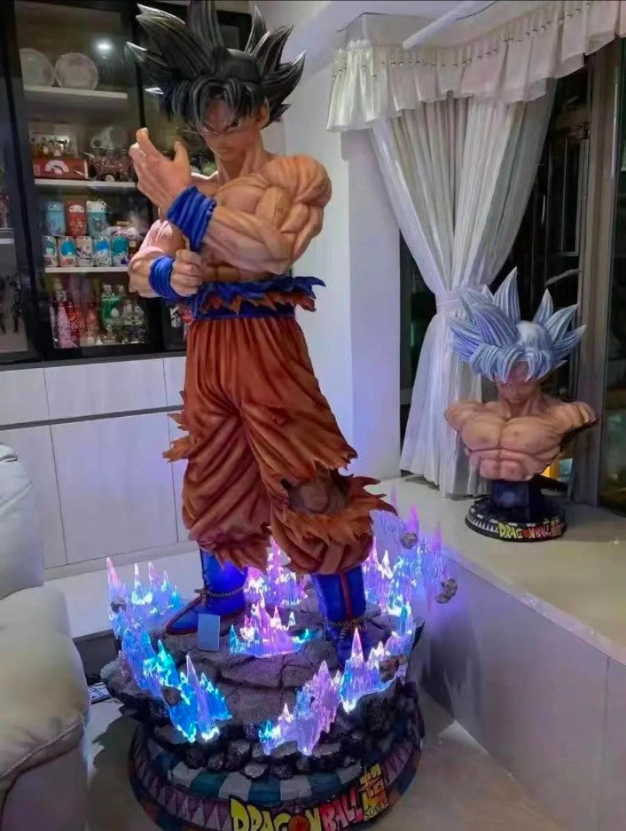 Dragon Ball Super – Son Goku (Autonomous Ultra Instinct)Life-Size Statue